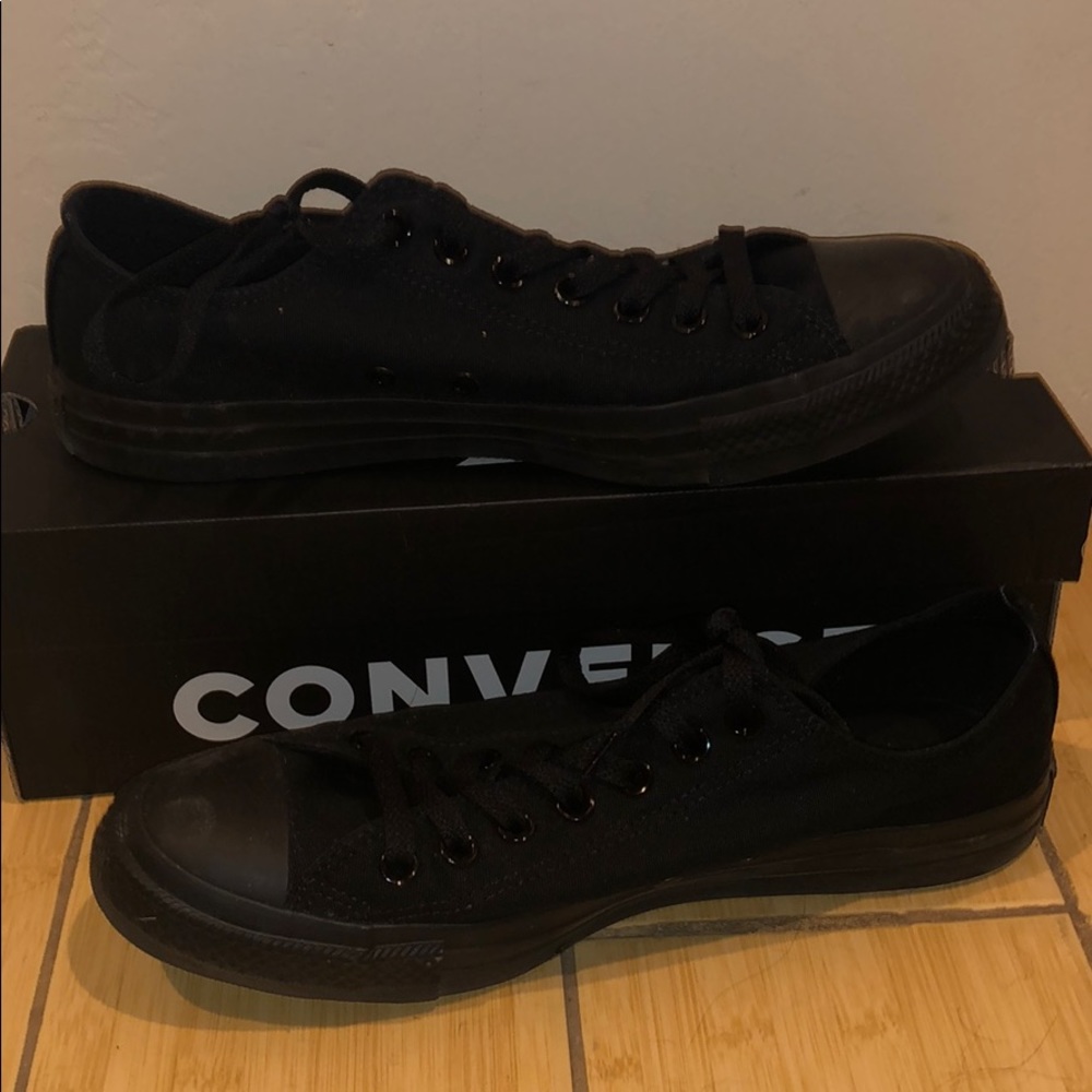 Men’s Black Converse [WORN ONCE] (M:9 | W:11)